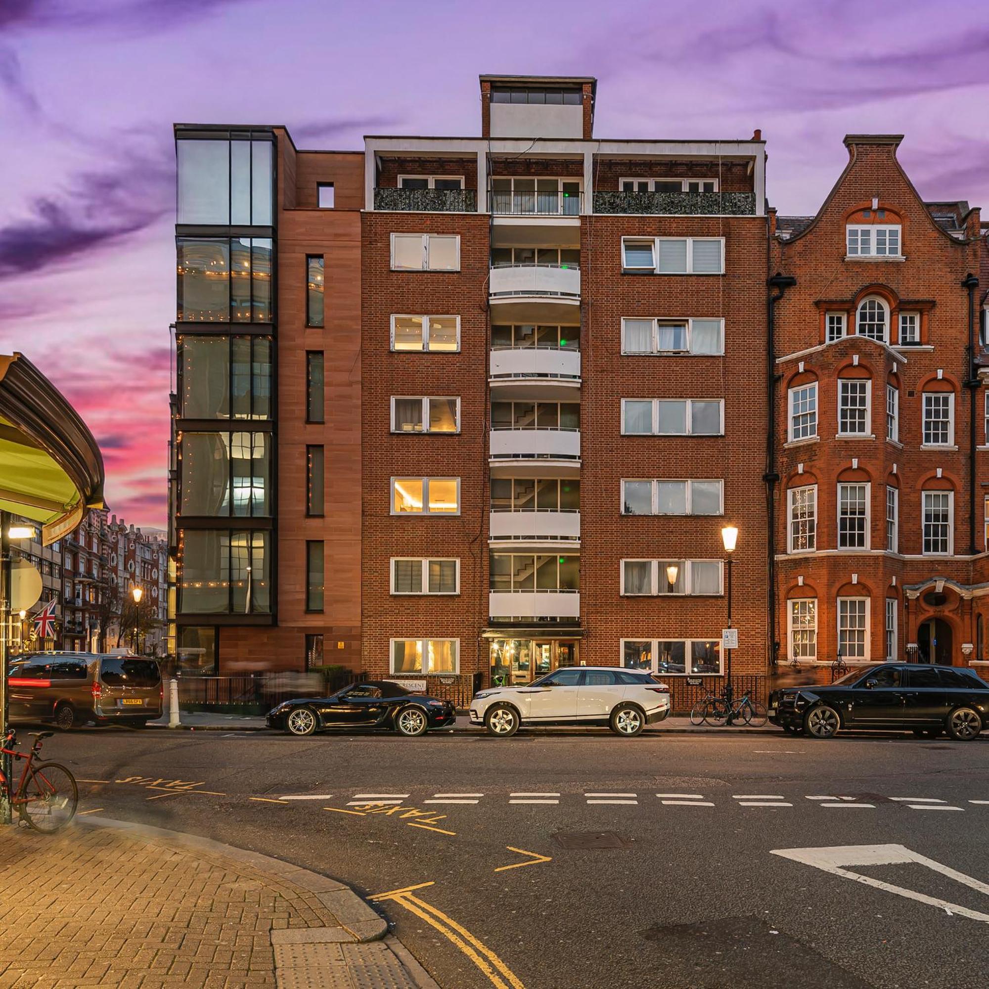 Modern Knightsbridge Ground Floor Apartment With Ac Steps Away From Harrods London Exterior photo
