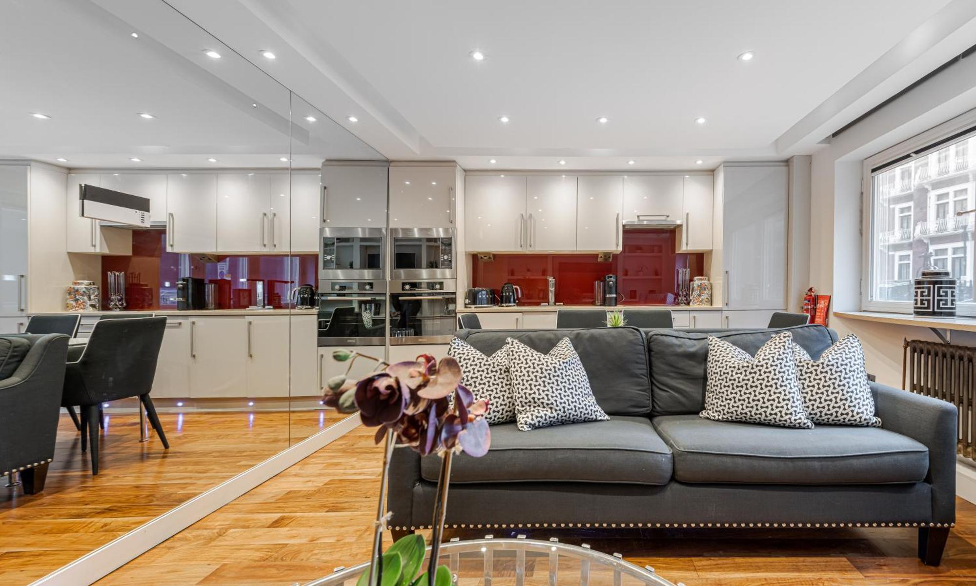 Modern Knightsbridge Ground Floor Apartment With Ac Steps Away From Harrods London Exterior photo